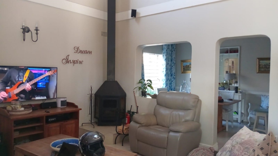 4 Bedroom Property for Sale in Brackendowns Gauteng