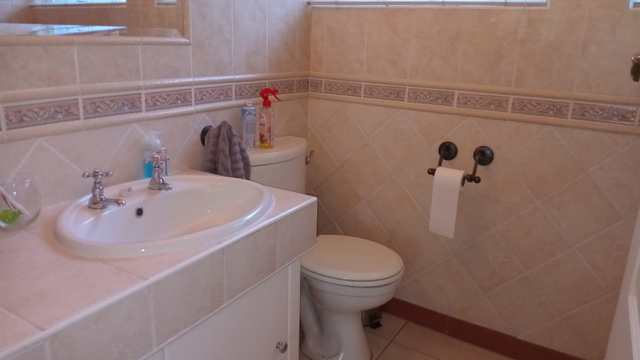 4 Bedroom Property for Sale in Brackendowns Gauteng