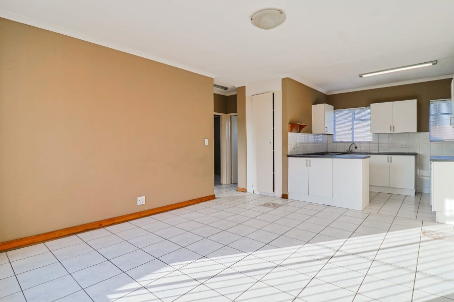 2 Bedroom Property for Sale in Brackendowns Gauteng