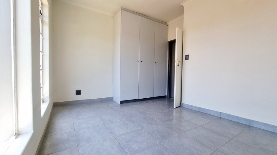 To Let 4 Bedroom Property for Rent in Equestria Gauteng