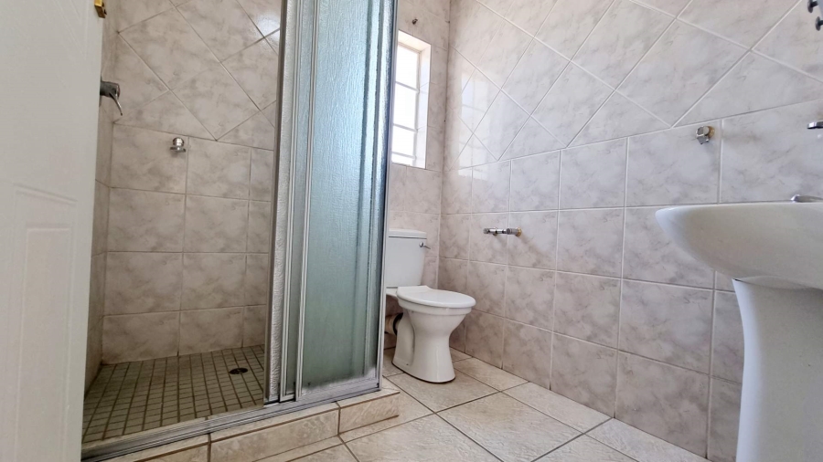 To Let 4 Bedroom Property for Rent in Equestria Gauteng