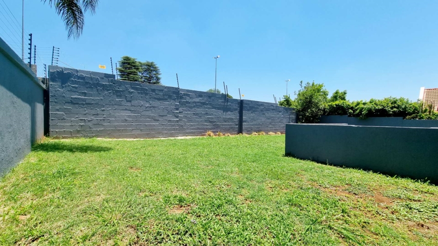 To Let 4 Bedroom Property for Rent in Equestria Gauteng