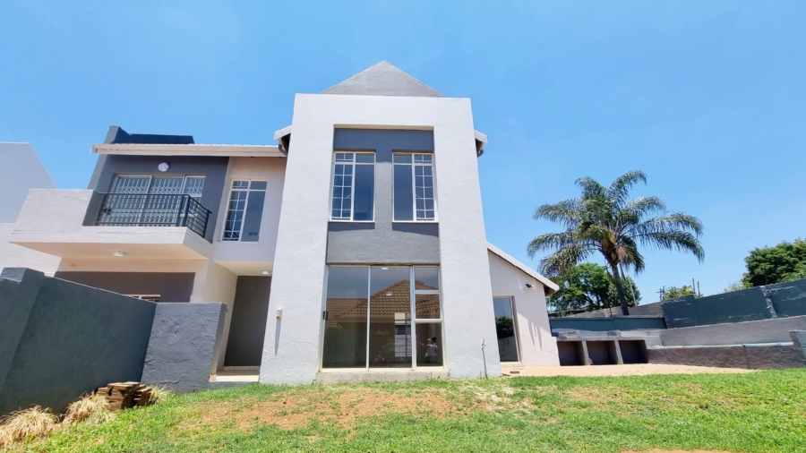 To Let 4 Bedroom Property for Rent in Equestria Gauteng