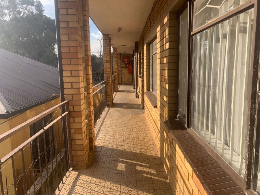 2 Bedroom Property for Sale in Turffontein Gauteng