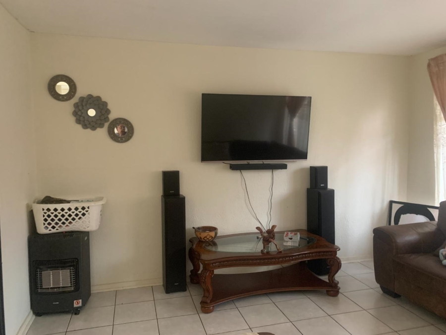 2 Bedroom Property for Sale in Turffontein Gauteng