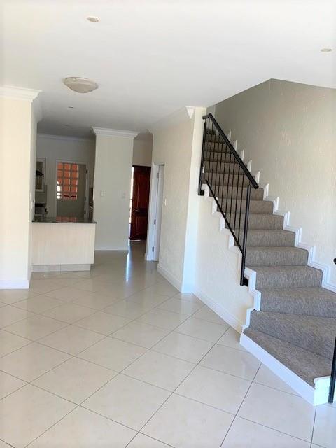 To Let 2 Bedroom Property for Rent in Morningside Gauteng