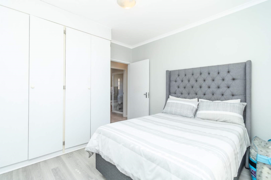 2 Bedroom Property for Sale in Weltevreden Park Gauteng