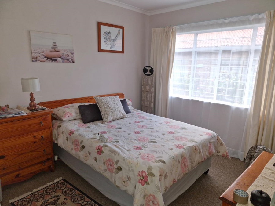 2 Bedroom Property for Sale in Ontdekkerspark Gauteng