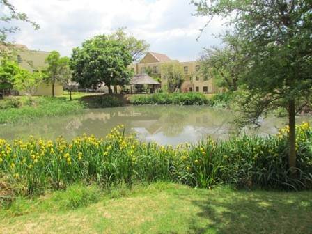 To Let 2 Bedroom Property for Rent in Magaliessig Gauteng