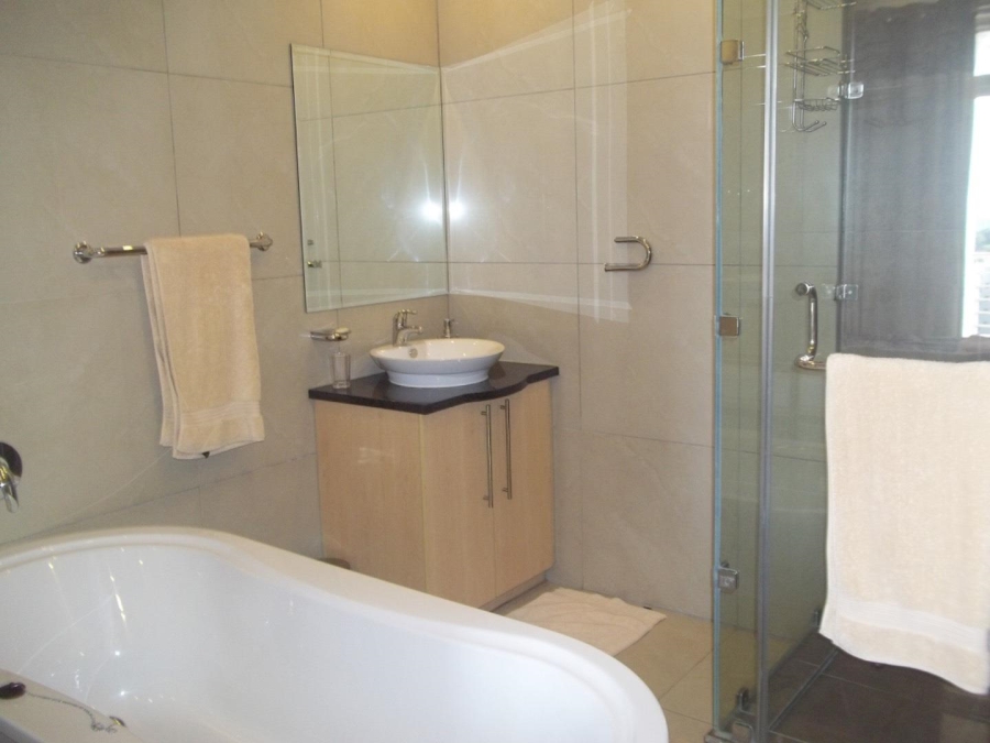 To Let 3 Bedroom Property for Rent in Morningside Gauteng