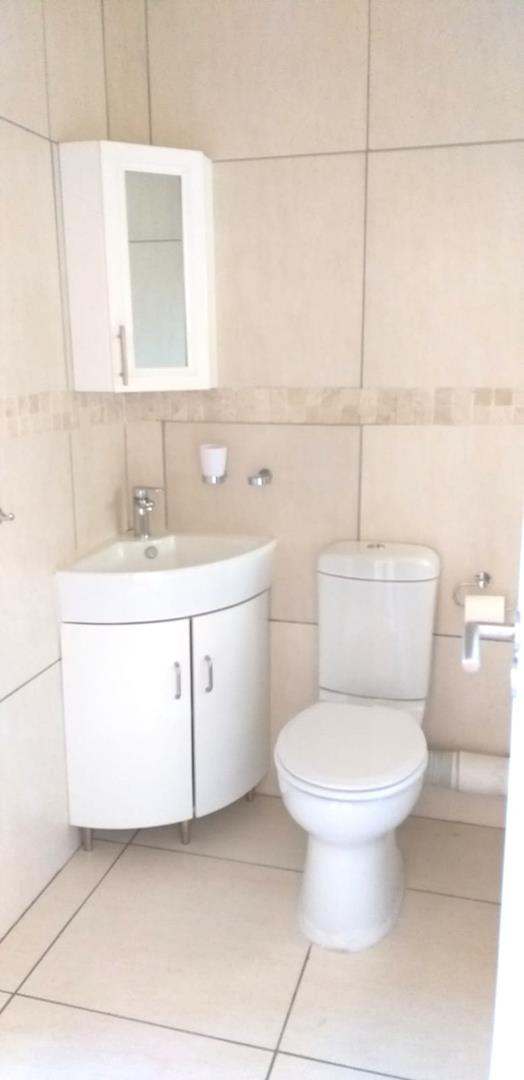To Let 1 Bedroom Property for Rent in Highlands Gauteng