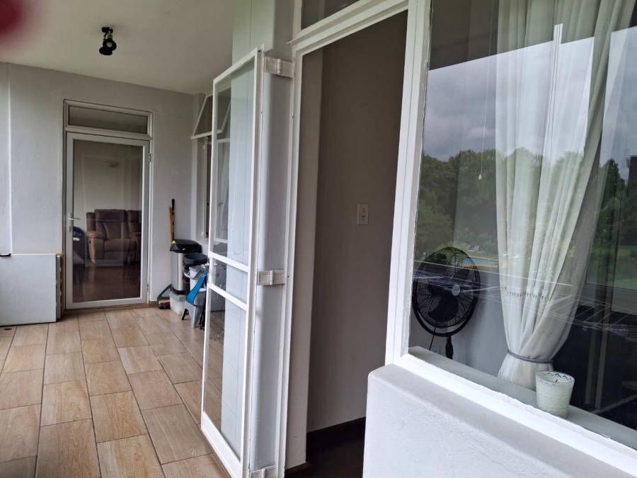 To Let 3 Bedroom Property for Rent in Illovo Gauteng