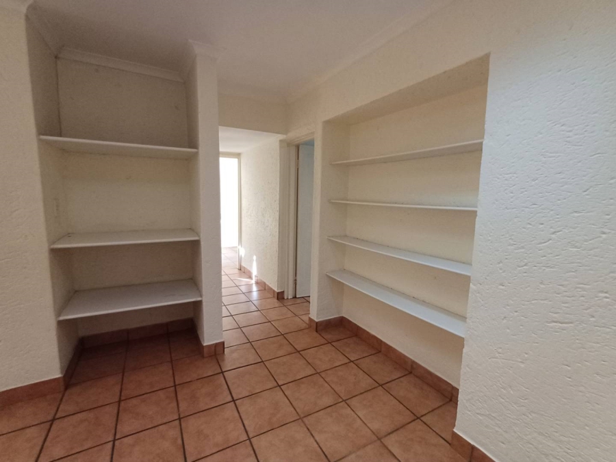 To Let 3 Bedroom Property for Rent in Melrose Gauteng