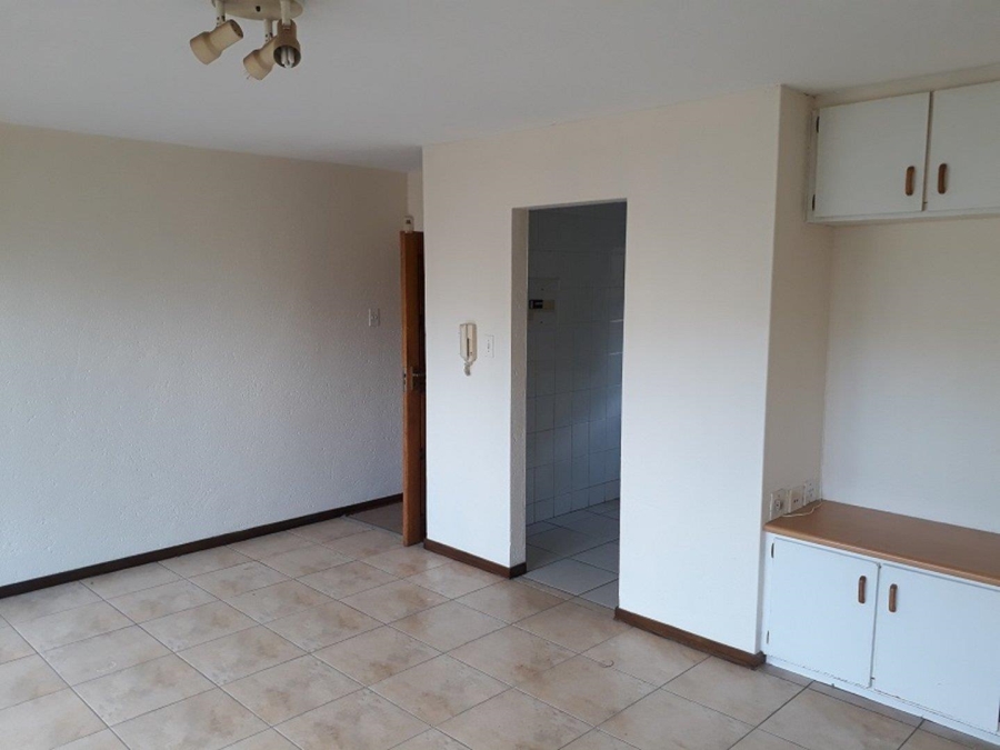 To Let 2 Bedroom Property for Rent in Sunset Acres Gauteng