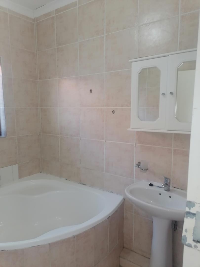 To Let 2 Bedroom Property for Rent in Winchester Hills Gauteng