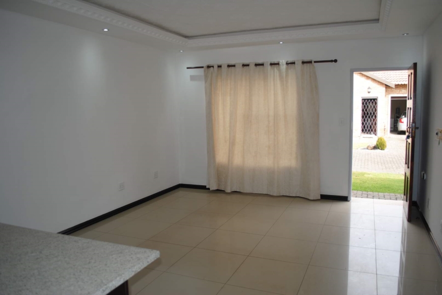 2 Bedroom Property for Sale in Riversdale Gauteng