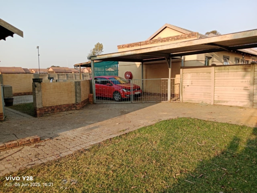2 Bedroom Property for Sale in Riversdale Gauteng