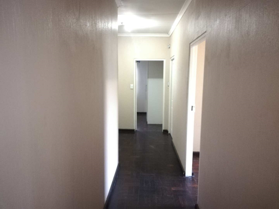 3 Bedroom Property for Sale in Wychwood Gauteng