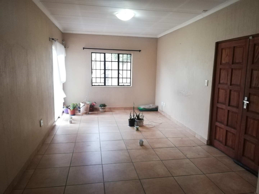 3 Bedroom Property for Sale in Wychwood Gauteng