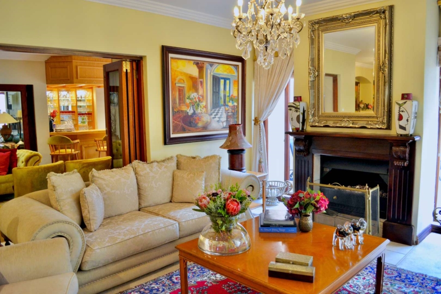 To Let 4 Bedroom Property for Rent in Woodhill Estate Gauteng