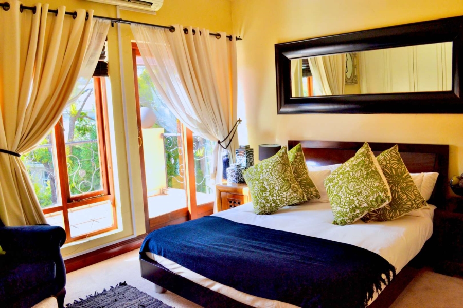 To Let 4 Bedroom Property for Rent in Woodhill Estate Gauteng