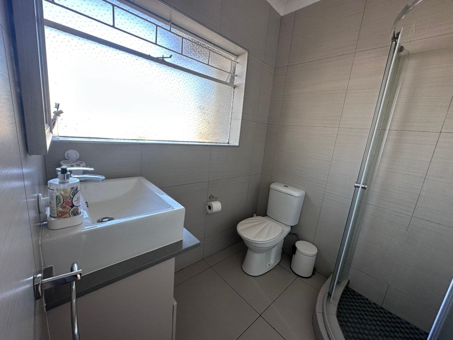 To Let 4 Bedroom Property for Rent in Florida Park Gauteng