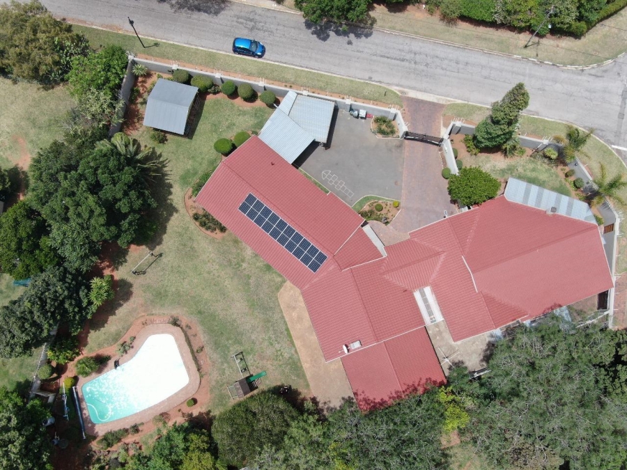 To Let 4 Bedroom Property for Rent in Florida Park Gauteng