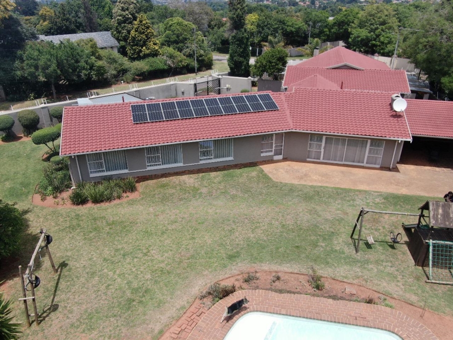 To Let 4 Bedroom Property for Rent in Florida Park Gauteng