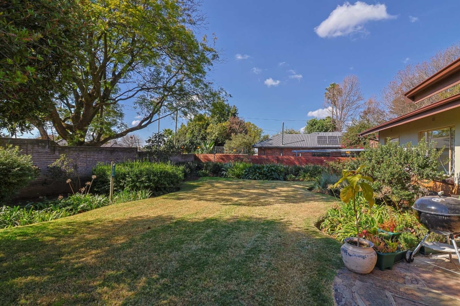 4 Bedroom Property for Sale in Discovery Gauteng