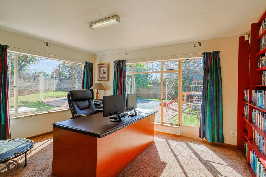 4 Bedroom Property for Sale in Discovery Gauteng