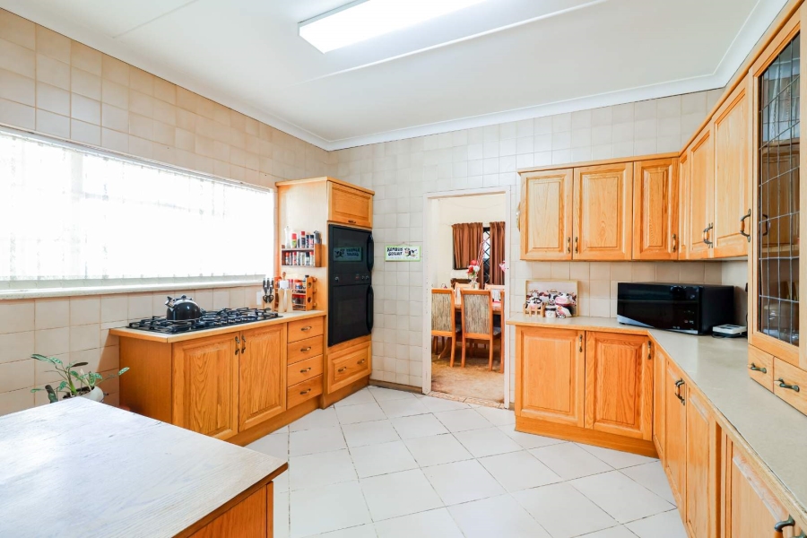 4 Bedroom Property for Sale in Discovery Gauteng