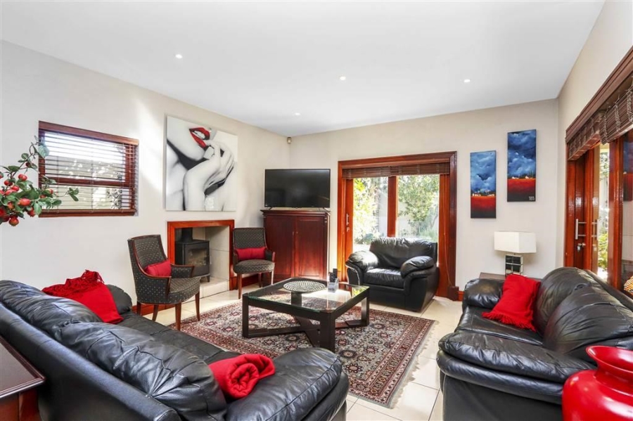 To Let 5 Bedroom Property for Rent in Sandton Central Gauteng