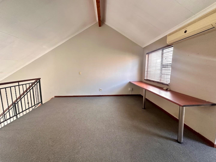 2 Bedroom Property for Sale in Broadacres Gauteng