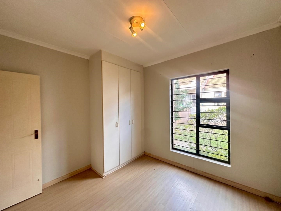 2 Bedroom Property for Sale in Broadacres Gauteng