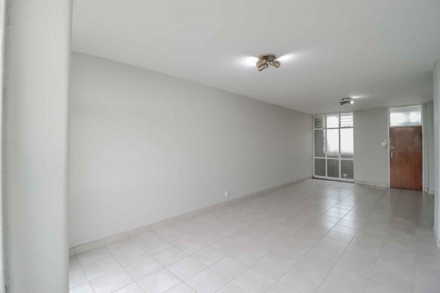 To Let 2 Bedroom Property for Rent in Honeyhills Gauteng