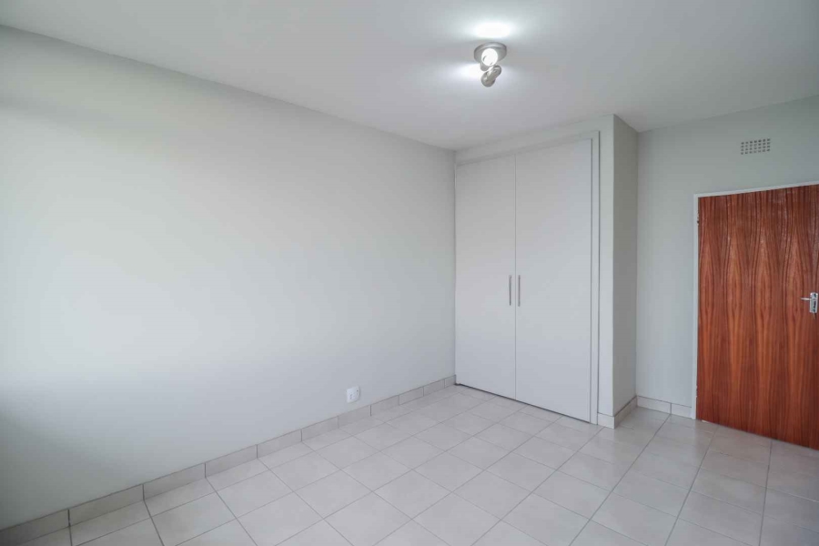 To Let 2 Bedroom Property for Rent in Honeyhills Gauteng