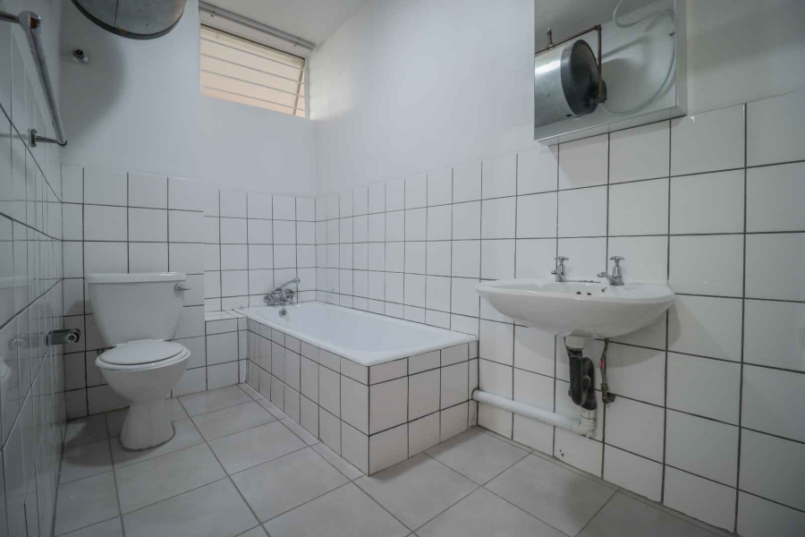 To Let 2 Bedroom Property for Rent in Honeyhills Gauteng