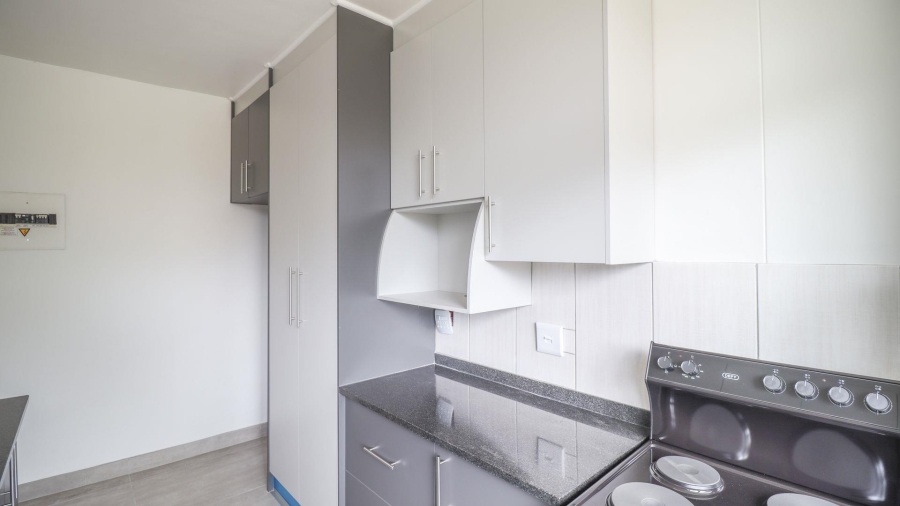 To Let 2 Bedroom Property for Rent in Horison Gauteng