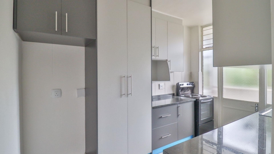 To Let 2 Bedroom Property for Rent in Horison Gauteng