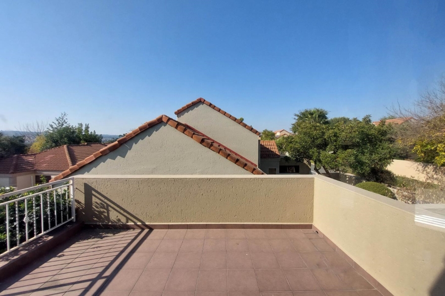 To Let 3 Bedroom Property for Rent in Barbeque Downs Gauteng