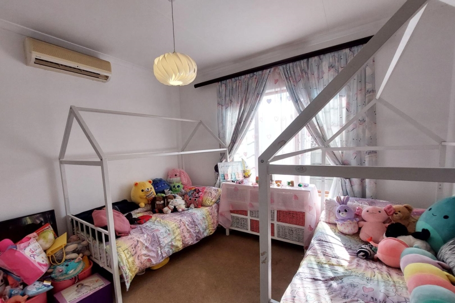 To Let 3 Bedroom Property for Rent in Barbeque Downs Gauteng
