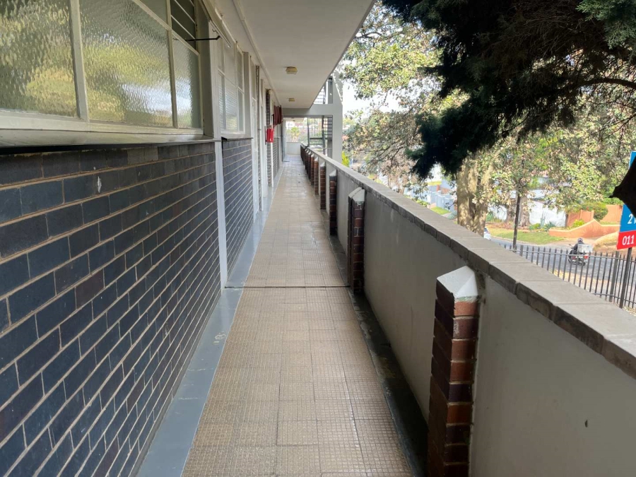 To Let 2 Bedroom Property for Rent in Horison Gauteng