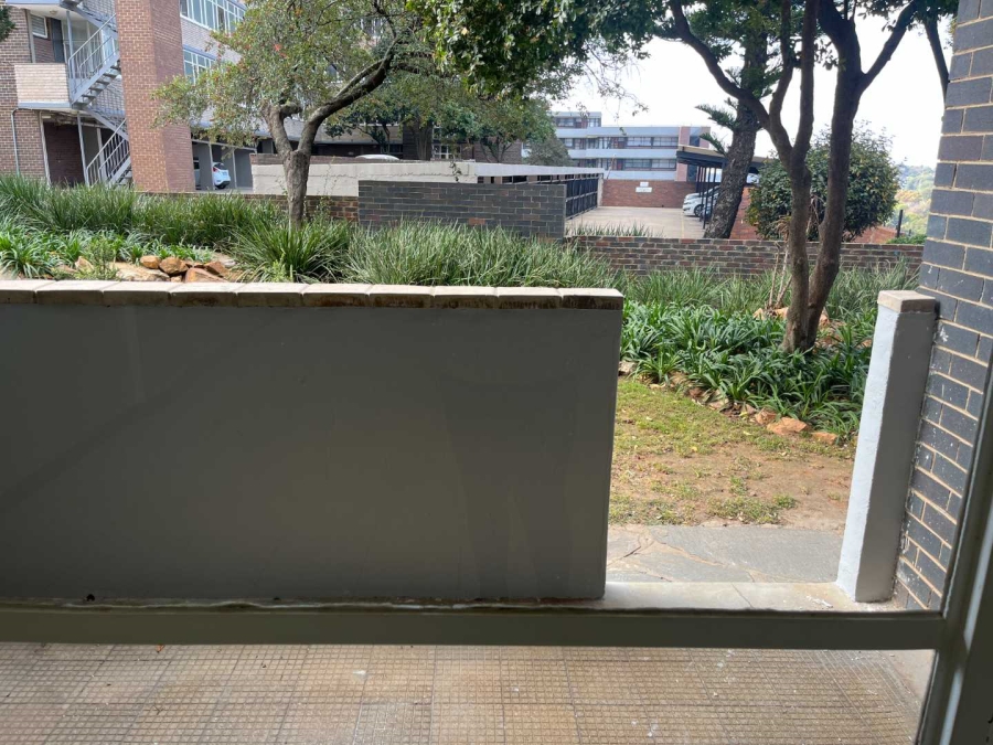 To Let 2 Bedroom Property for Rent in Horison Gauteng