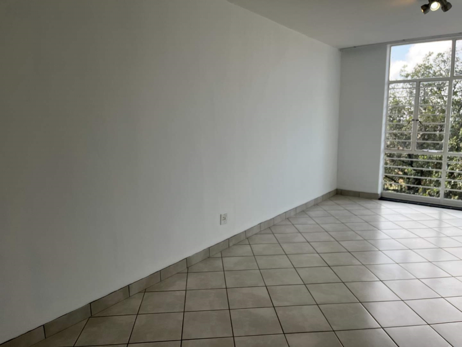 To Let 2 Bedroom Property for Rent in Honeyhills Gauteng