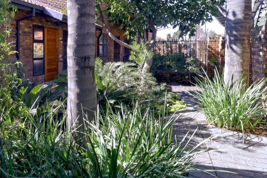 To Let 1 Bedroom Property for Rent in Newlands Gauteng