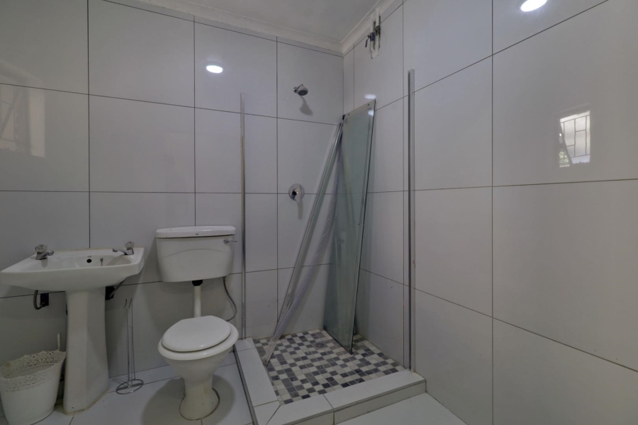 To Let 1 Bedroom Property for Rent in Newlands Gauteng
