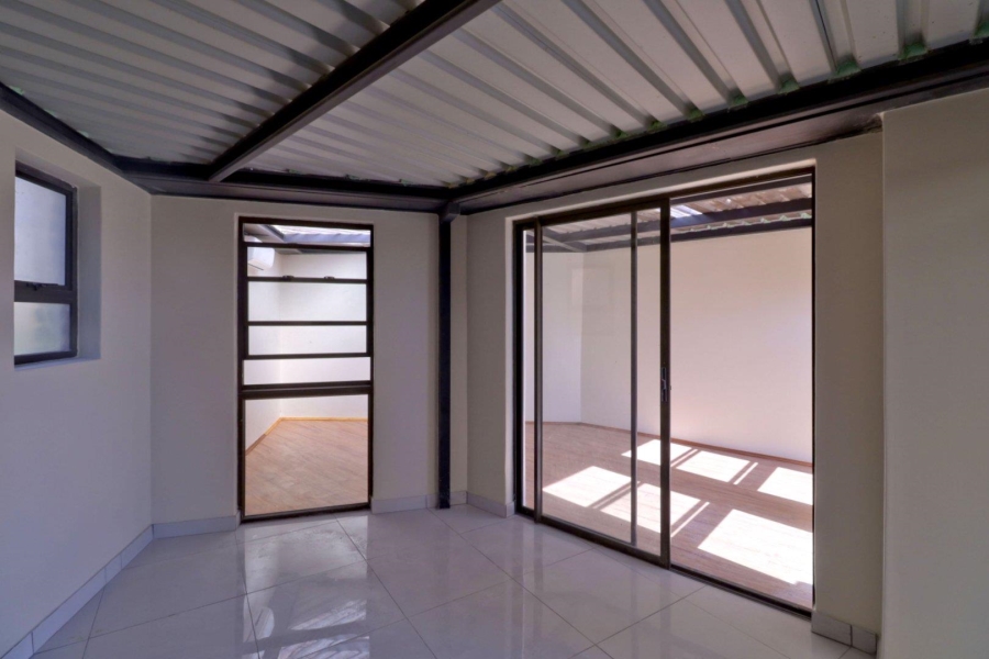 To Let 1 Bedroom Property for Rent in Newlands Gauteng