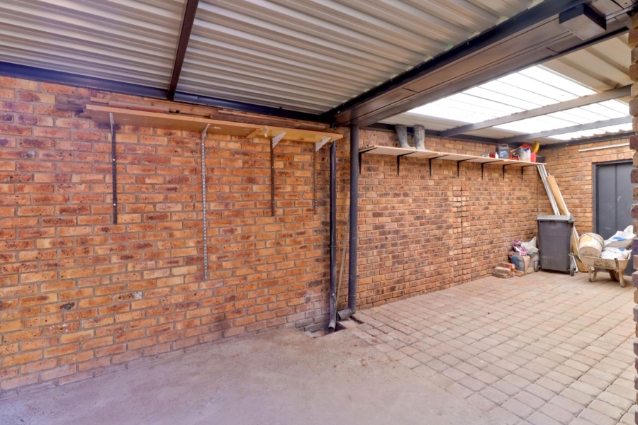 To Let 1 Bedroom Property for Rent in Newlands Gauteng