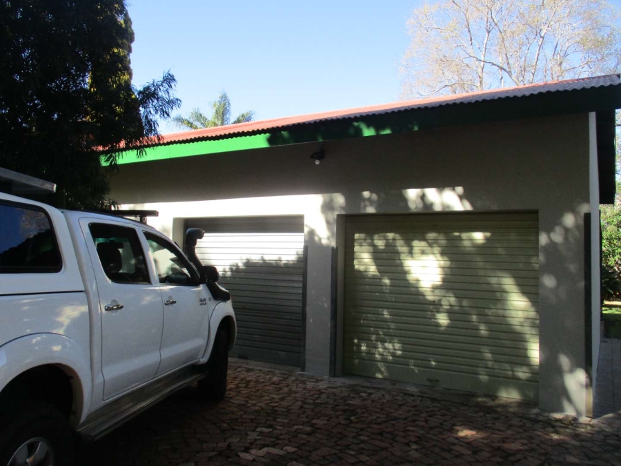 5 Bedroom Property for Sale in Villieria Gauteng