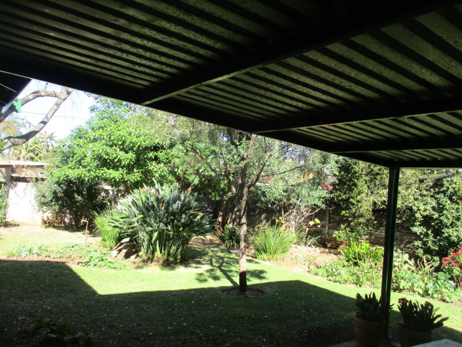 5 Bedroom Property for Sale in Villieria Gauteng